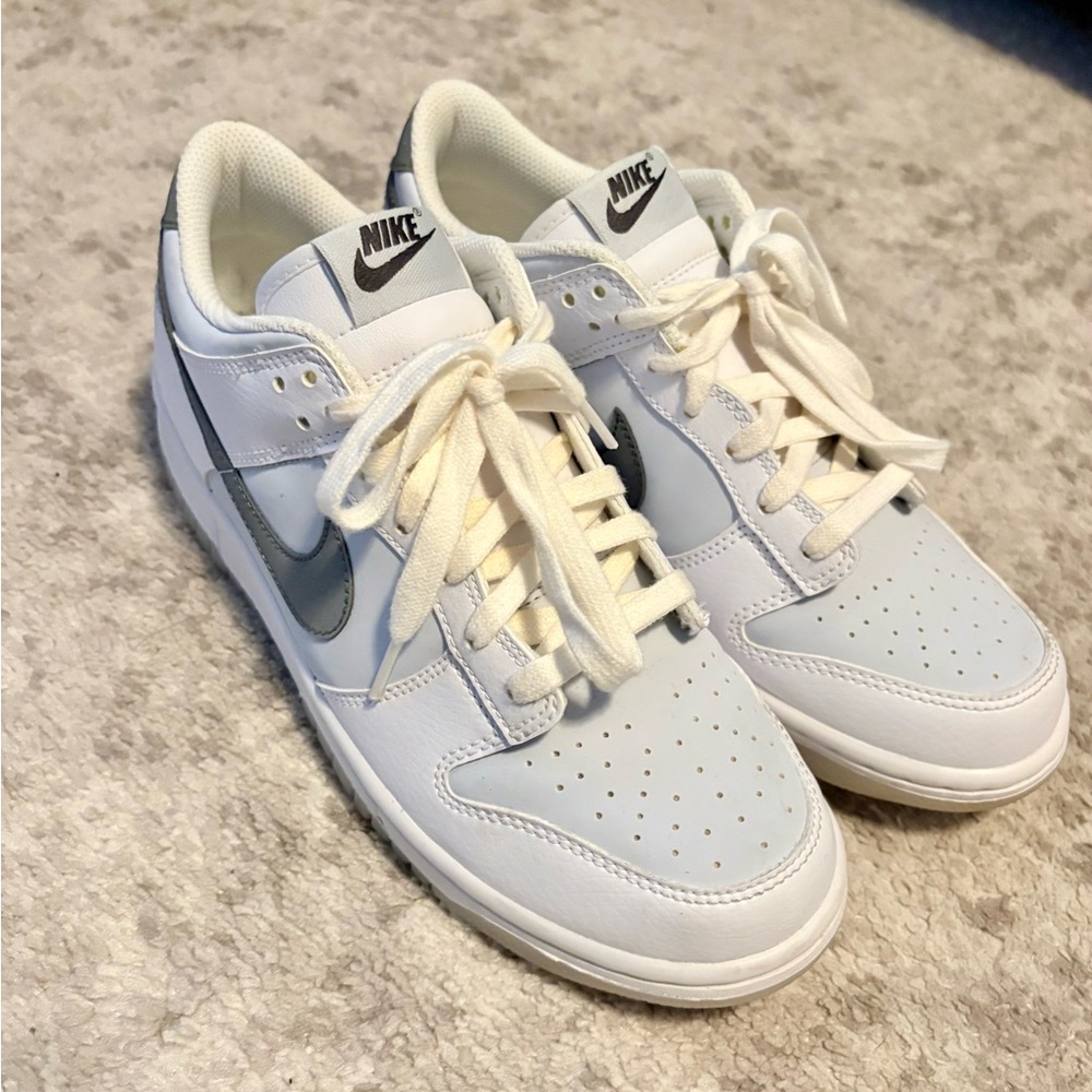 Nike Classic White and Gray Low-Tops